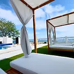The White Pearl Boutique Balçık