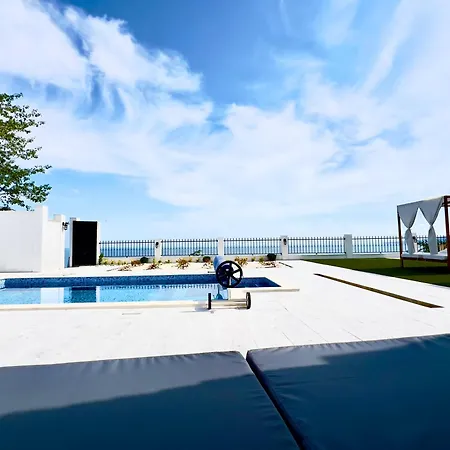 The White Pearl Boutique 빌라