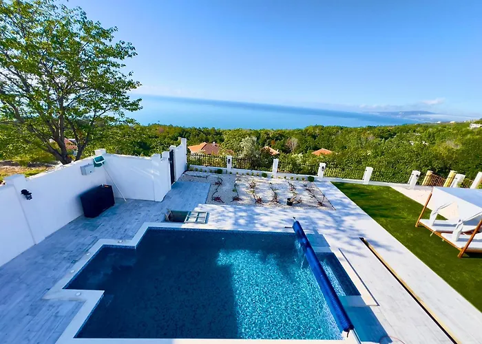 Villa The White Pearl Boutique